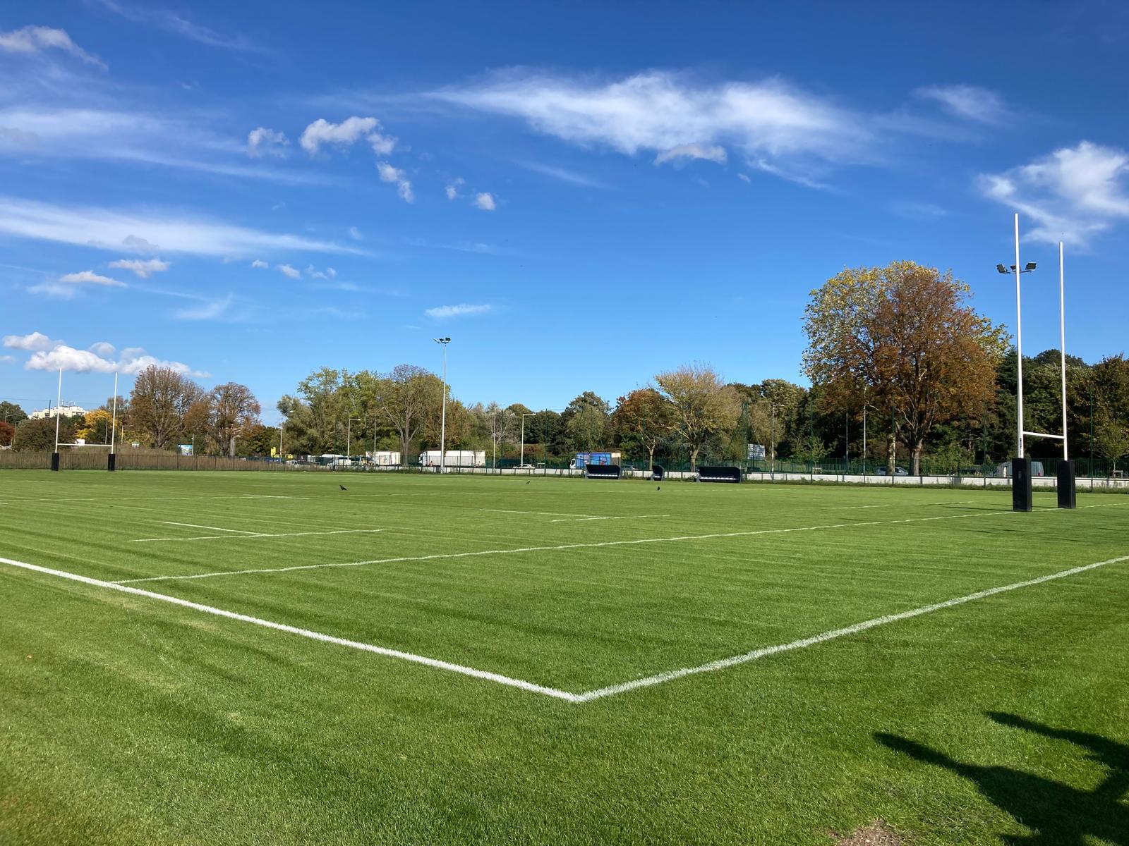 Illustration Encadrement réglementaire des produits phytopharmaceutiques sur les équipements sportifs : dispositions et perspectives